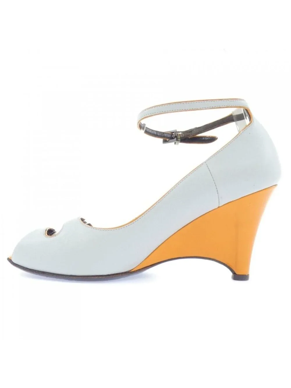 Fendi Pumps Heel Gray